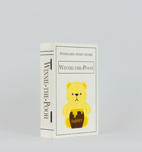 Load image into Gallery viewer, Winnie the Pooh Wooden Story Box Gift Set