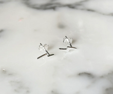 Load image into Gallery viewer, Lightening Bolt Earrings

