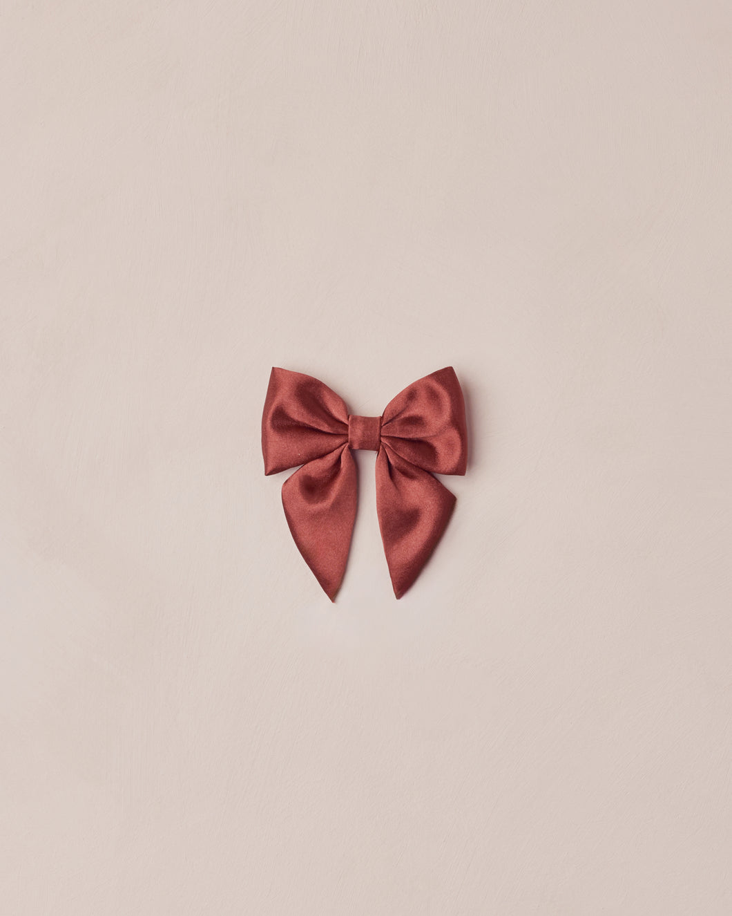 Nora Bow - Ruby