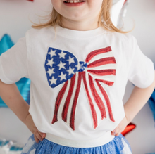 Load image into Gallery viewer, Girls Patriotic Sequin Bow Patch Short Sleeve T-Shirt
