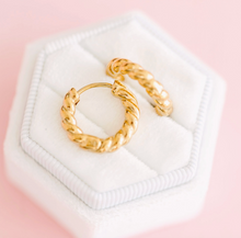 Load image into Gallery viewer, Rope Huggie Earrings
