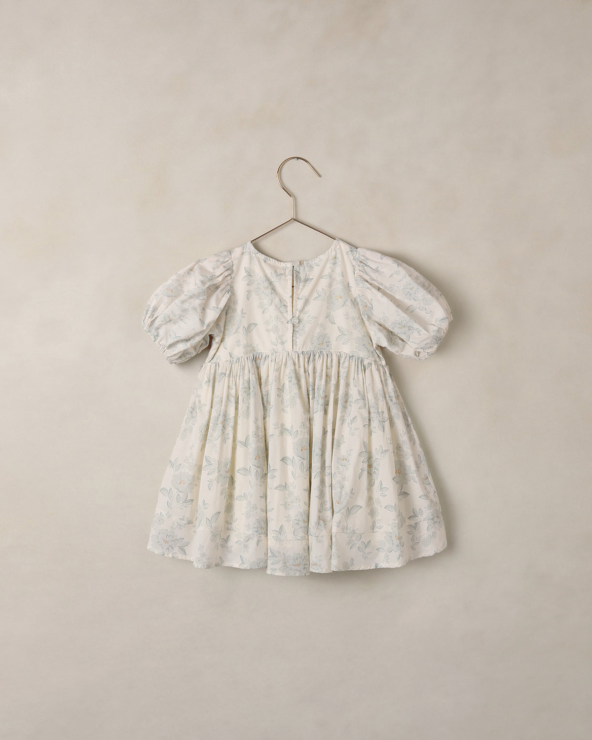 Noralee Luna Dress Mist with English Rose floral print, featuring a flowing design and vibrant floral pattern.