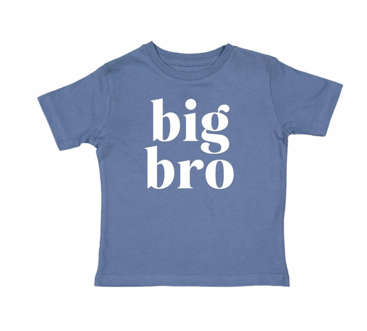 Sweet Wink Big Bro Sibling T-shirt featuring bold "Big Bro" text, perfect for brothers, in a casual, comfortable design.